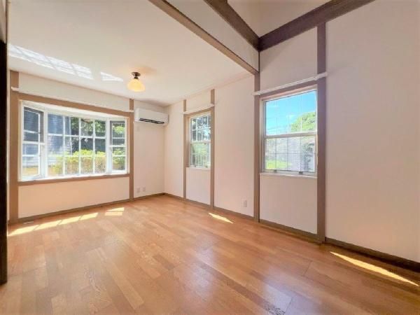 Detached House for Sale in Hayama, Kanagawa – 3LDK, 215m2 Land - Thumbnail 4