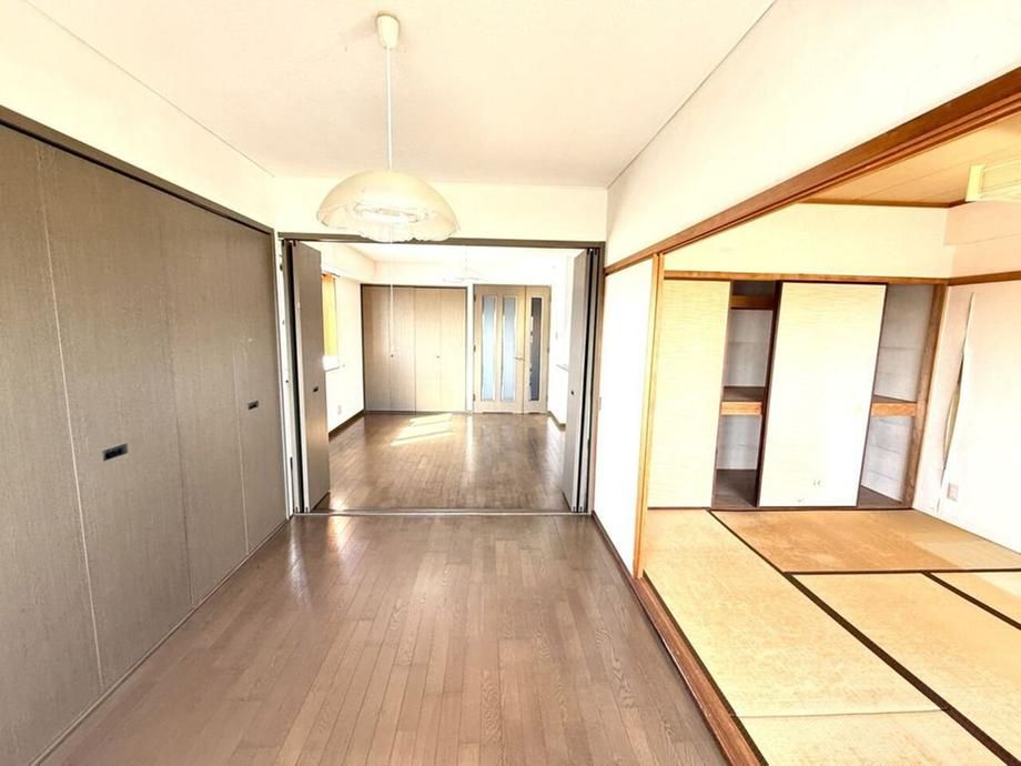 3LDK Apartment for Sale in Okayama City, Minami Ward - Thumbnail 3