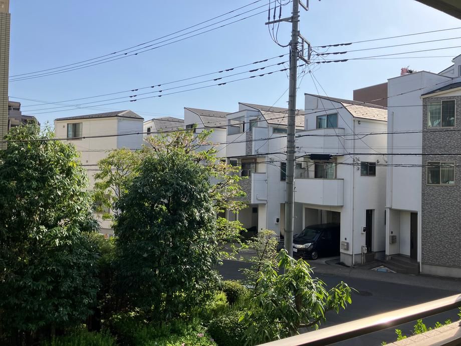 2LDK Apartment for Sale in Kawasaki, Kanagawa Near Musashi-Shinjo - Thumbnail 3