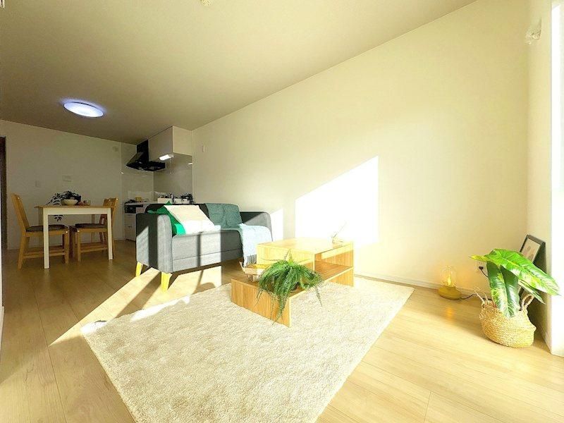 2LDK Apartment for Sale in Wakabayashi, Sendai, Miyagi - Thumbnail 3