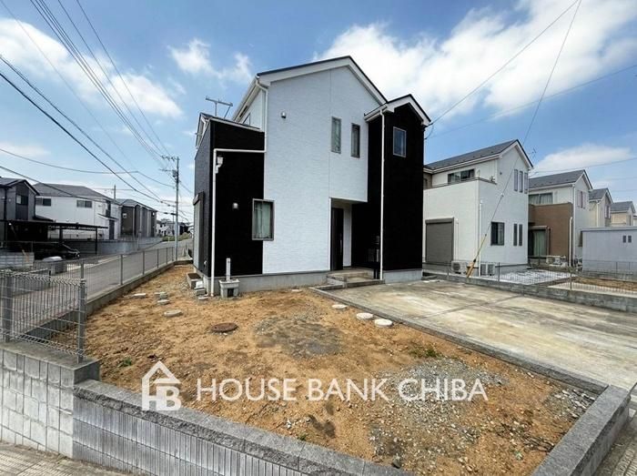4LDK+S Detached House in Funabashi, Chiba - 35.8 Million Yen - Thumbnail 2