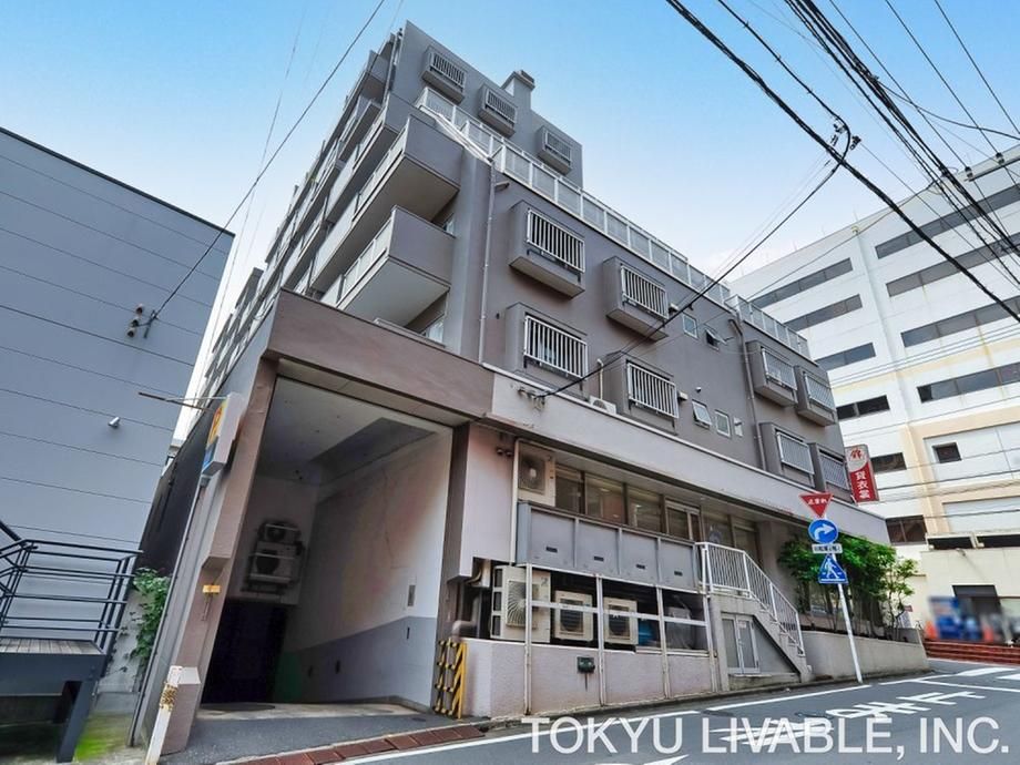 3DK Apartment for Sale Near Fujisawa Station, Kanagawa - Thumbnail 2