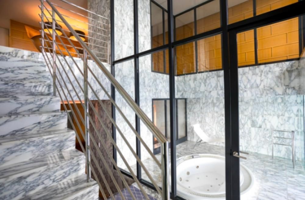 THE TOKYO TOWERS SEA TOWER 3LDK 90sqm Apartment in Chuo, Tokyo - Thumbnail 2