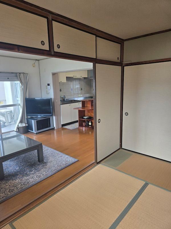 3LDK Apartment for Sale in Kanazawa Ward, Yokohama - Thumbnail 3
