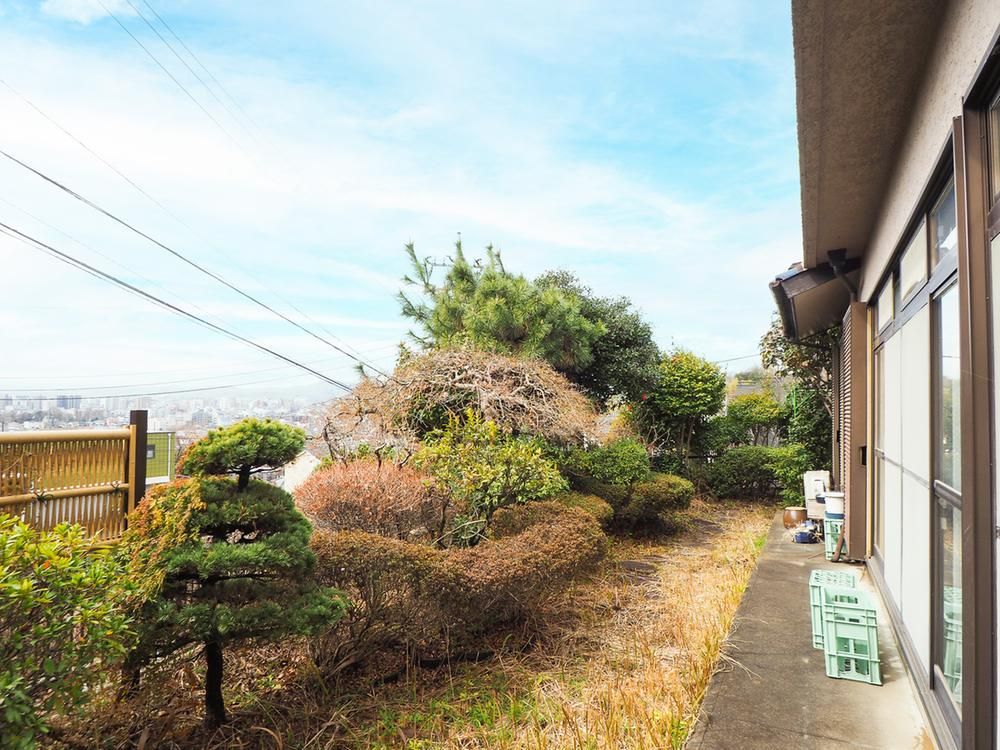 Spacious 5DK Japanese House with City Views in Hachioji, Tokyo - Thumbnail 2