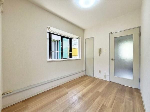 1K Apartment for Sale in Midori Ward, Yokohama - Thumbnail 3