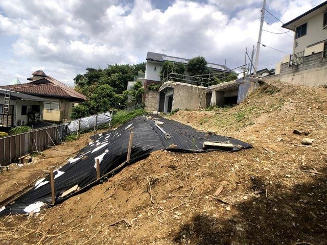 Land for Sale in Seijo, Setagaya-ku, Tokyo - 435.56 sqm - Image 1