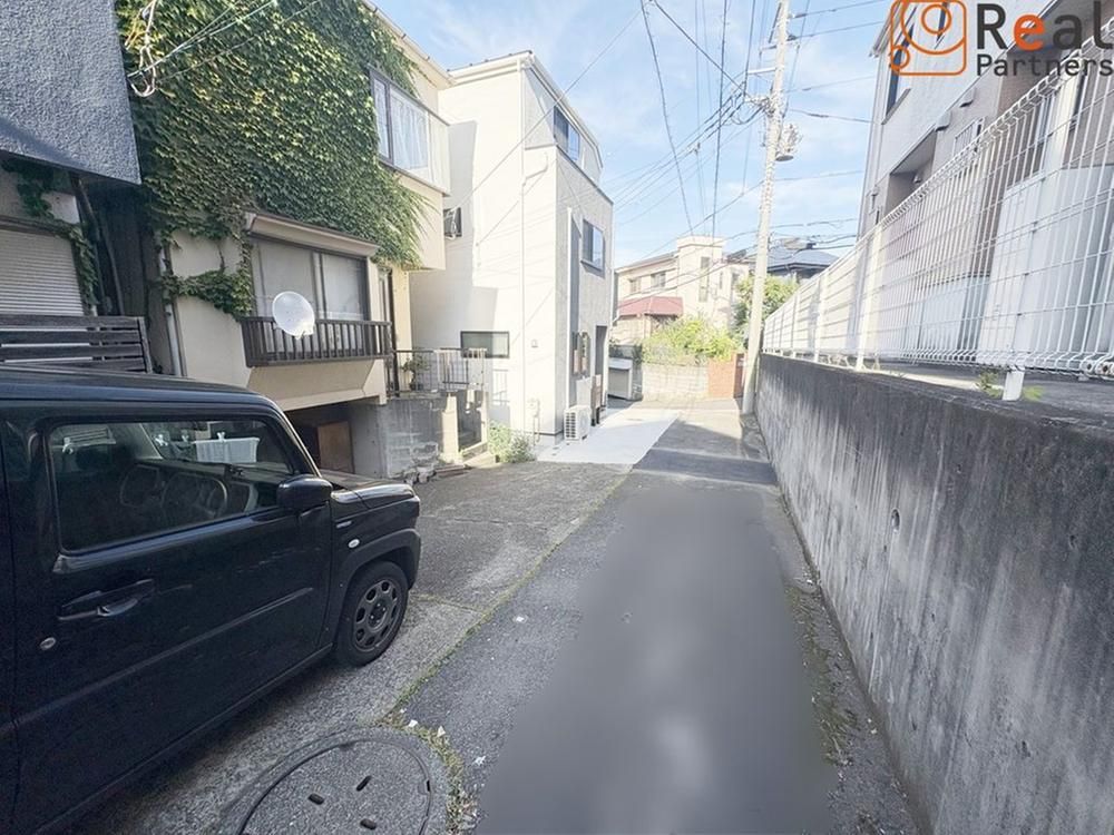 3LDK Detached House for Sale in Nishi Ward, Yokohama - Thumbnail 4