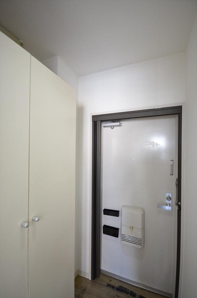 1LDK Apartment for Sale in Nakahara-ku, Kawasaki, 44.82m2 - Thumbnail 2