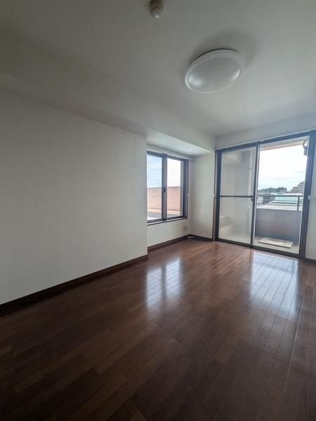 4LDK Apartment for Sale in Funabashi, Chiba - 95.35m² - Thumbnail 4