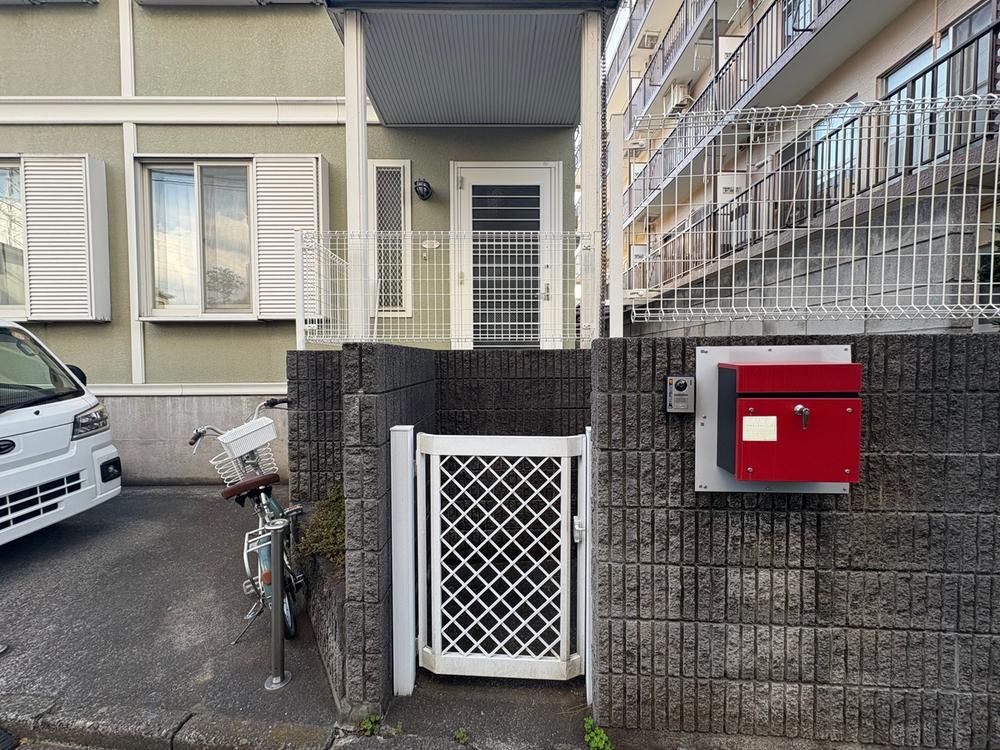 3LDK Renovated House Near Higashiyamato Station - Thumbnail 3