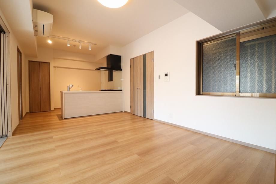 Renovated 3LDK Apartment in Ginowan City, Okinawa - Thumbnail 4