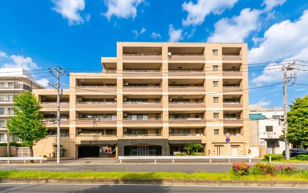3LDK Apartment for Sale in Naka Ward, Yokohama, Kanagawa - Thumbnail 4
