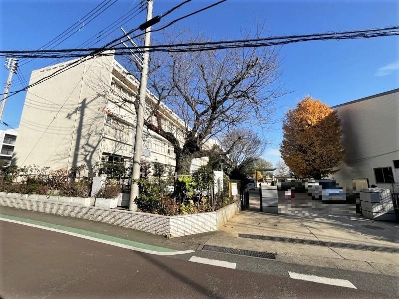 2LDK House for Sale in Funabashi, Chiba - 87.78m2 - Thumbnail 3
