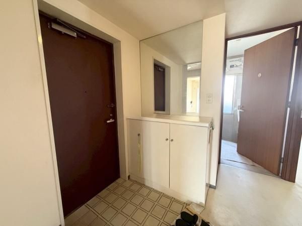 4LDK Apartment for Sale in Quiet Sendai Residential Area - Thumbnail 3