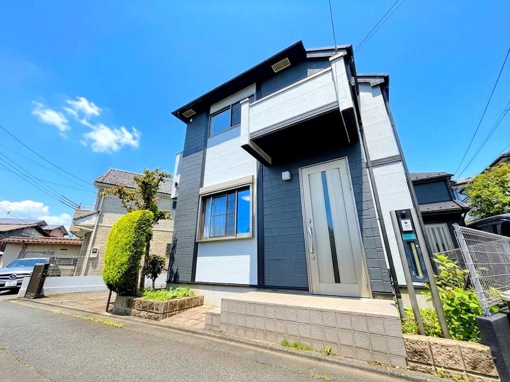 Fully Renovated 4LDK House for Sale in Akishima, Tokyo - Thumbnail 2
