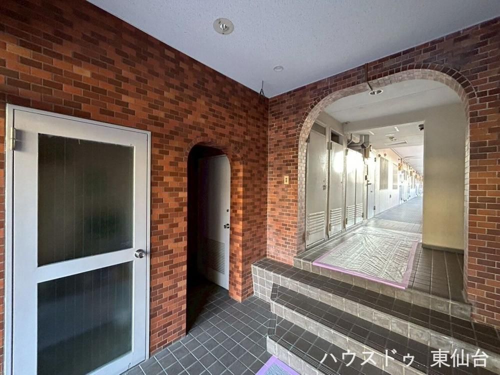 Palassio Uesugiyama 4LDK Apartment in Sendai, Miyagi - 16.9M Yen - Thumbnail 4