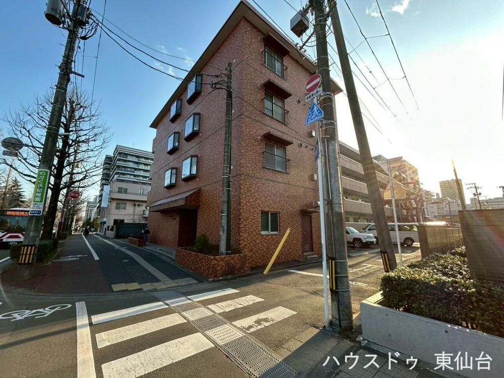 Palassio Uesugiyama 4LDK Apartment in Sendai, Miyagi - 16.9M Yen - Thumbnail 3