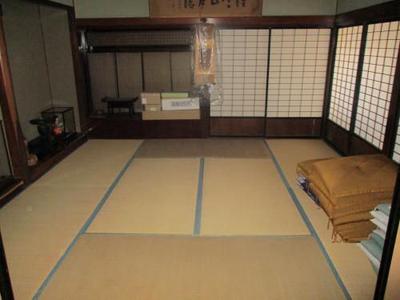 Located in a quiet residential area with a warehouse. — Image 2, Uchiko, Ehime