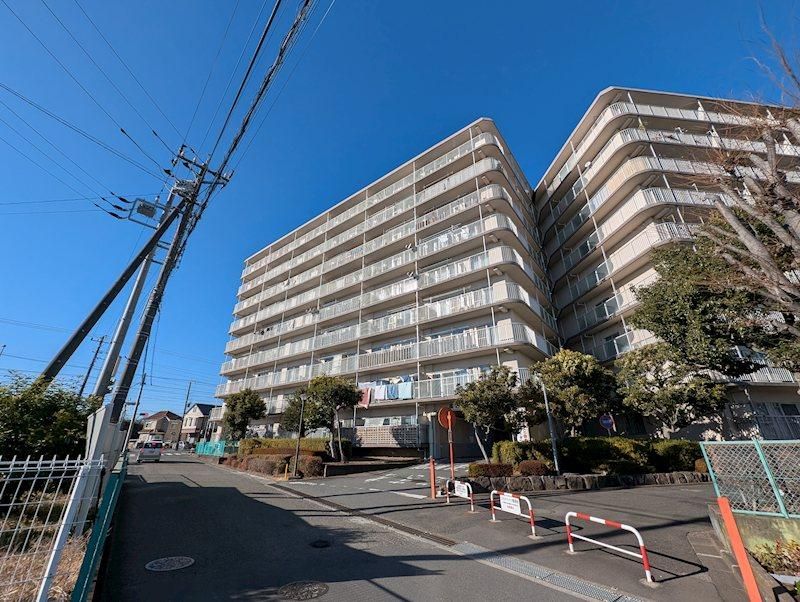 3LDK Apartment for Sale in Atsugi City, Kanagawa - 71.61m2 - Thumbnail 2