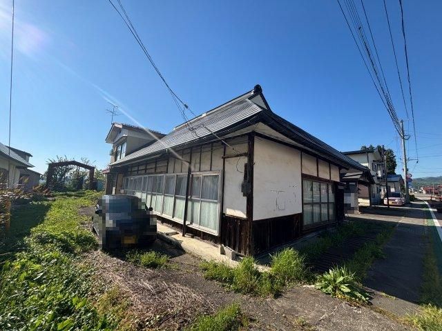 8DK Detached House in Kita-Shiobara with 560 sqm Land - Thumbnail 2