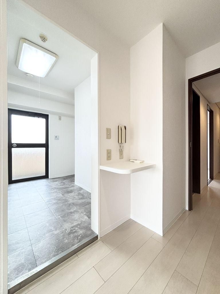 Renovated 3LDK Apartment Near Tomizawa Station Sendai - Thumbnail 2