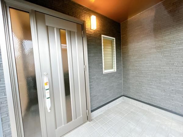 Renovated 4LDK House in Karatsu, Saga - 23.49M Yen - Image 1