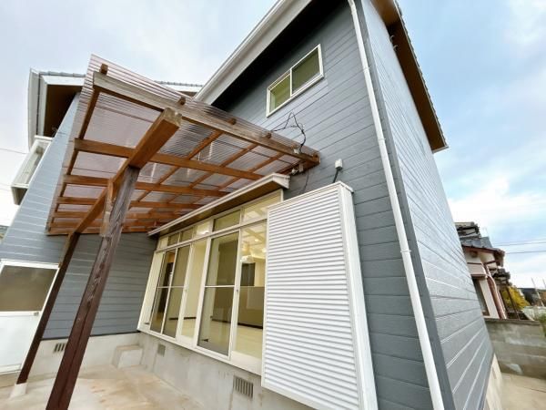 Renovated 4LDK House in Karatsu, Saga - 23.49M Yen - Thumbnail 2