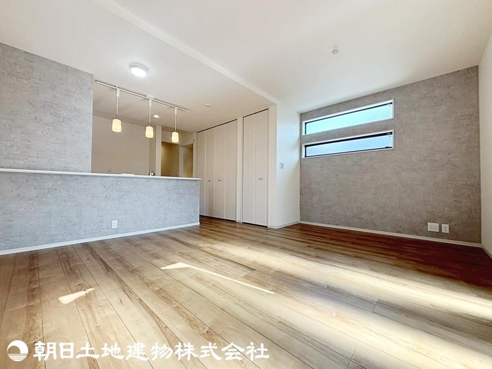 Modern 3LDK+S House with Roof Balcony in Hachioji, Tokyo - Thumbnail 4