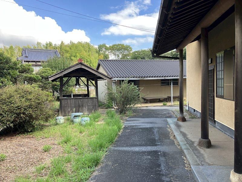 Spacious 3DK House on 3784sqm Land in Tsukuba, Ibaraki - Thumbnail 4