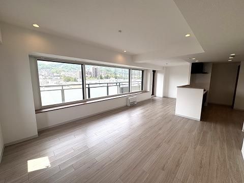 Renovated 3LDK Apartment in Miyanomori, Sapporo - 90.35m2 - Thumbnail 4