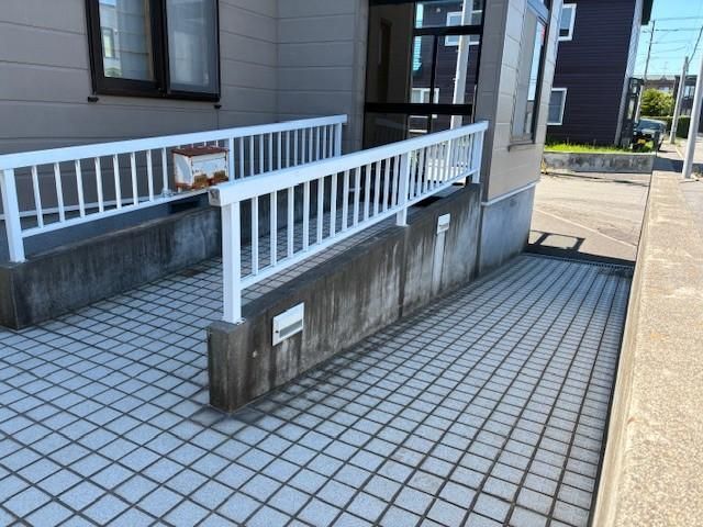 4LDK Detached House for Sale in Makibacho, Ebetsu, Hokkaido - Thumbnail 2