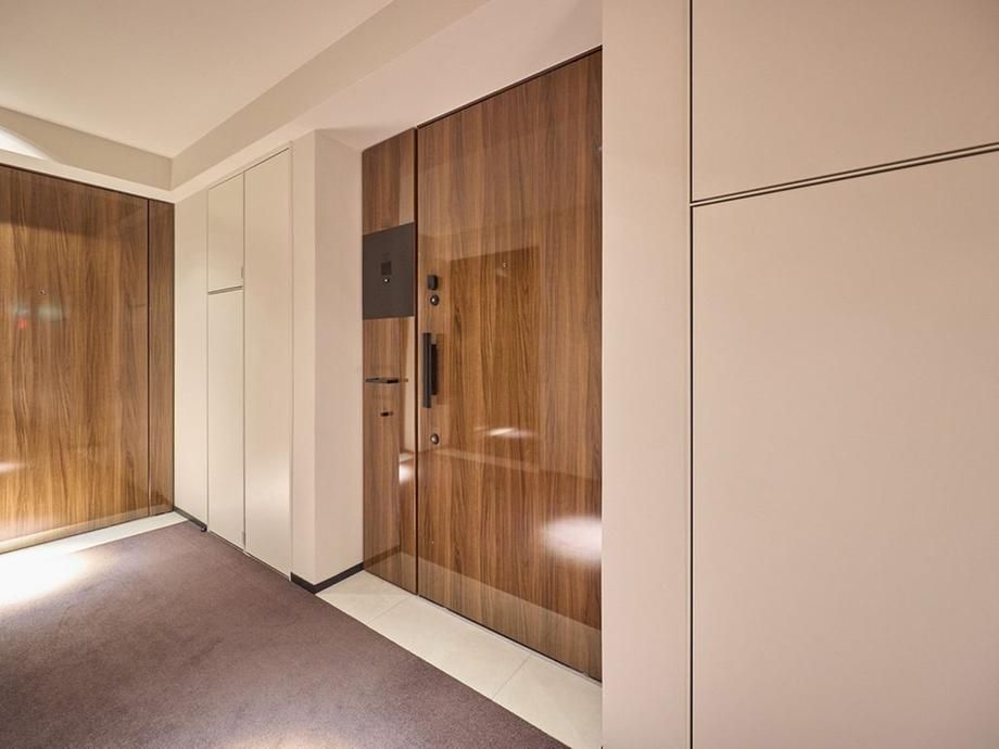 1LDK+S Apartment for Sale in Shirokanedai, Minato-ku, Tokyo - Thumbnail 3