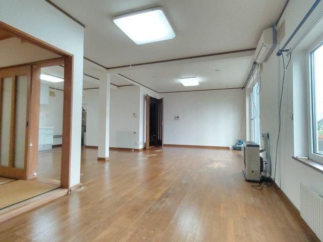 6LDK House for Sale in Toyohira-ku, Sapporo - 136m2 - Thumbnail 4