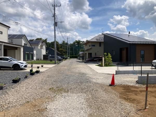 Land for Sale in Kamiya 3, Ushiku City, Ibaraki - 499 m² - Thumbnail 2