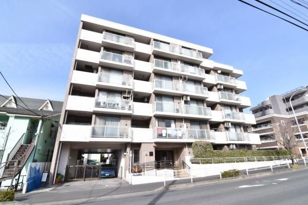 2LDK Apartment for Sale in Tsurumi Ward, Yokohama - Thumbnail 3