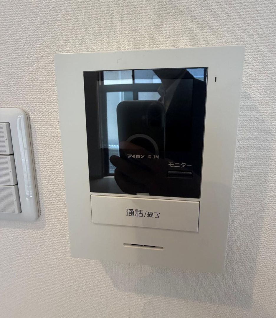 Renovated 4LDK House with Garage in Yokohama Minami Ward - Thumbnail 4
