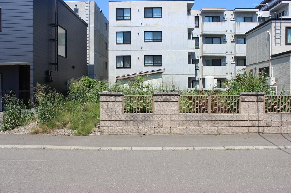208 sqm Building Land for Sale near Motomachi Station, Sapporo - Thumbnail 3