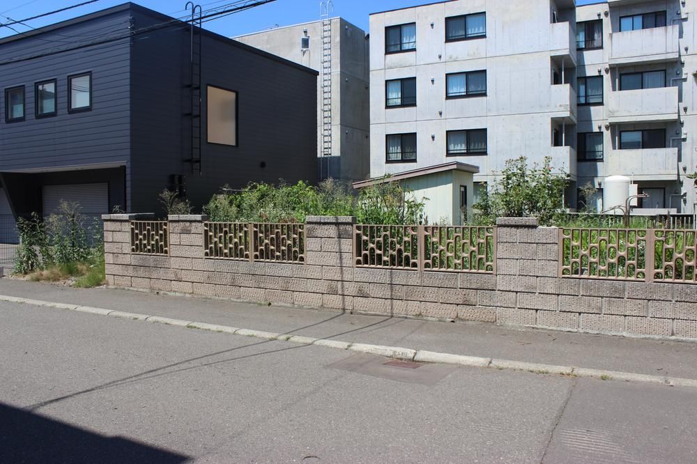 208 sqm Building Land for Sale near Motomachi Station, Sapporo - Thumbnail 2