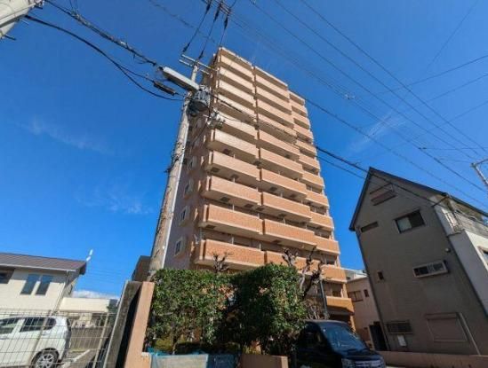 1K Apartment for Sale in Kochi City, Kochi Prefecture - Image 1