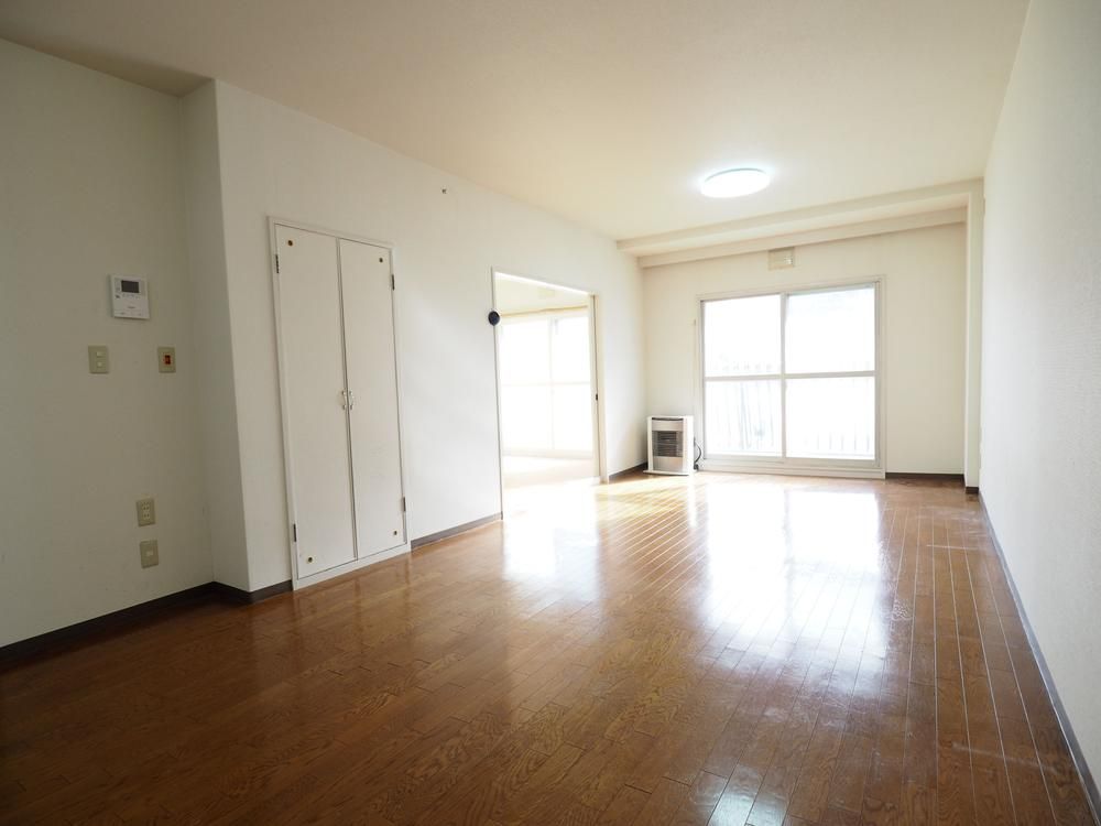 3LDK Apartment for Sale in Minami-ku, Sapporo - Thumbnail 3