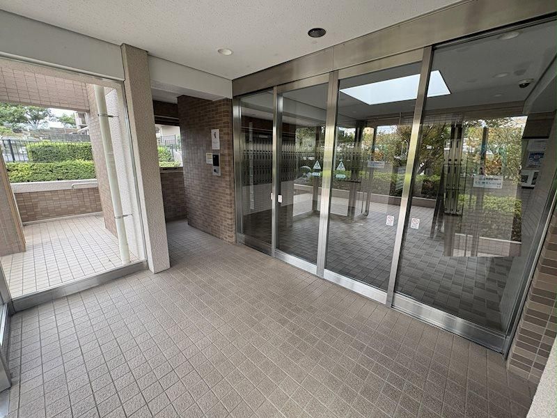 Renovated 3LDK Apartment for Sale in Toride, Ibaraki - Thumbnail 3