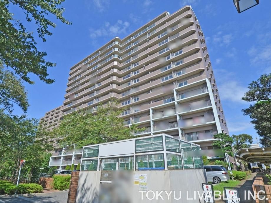 3LDK Apartment for Sale in Funabashi, Chiba - 78m2 - Thumbnail 2