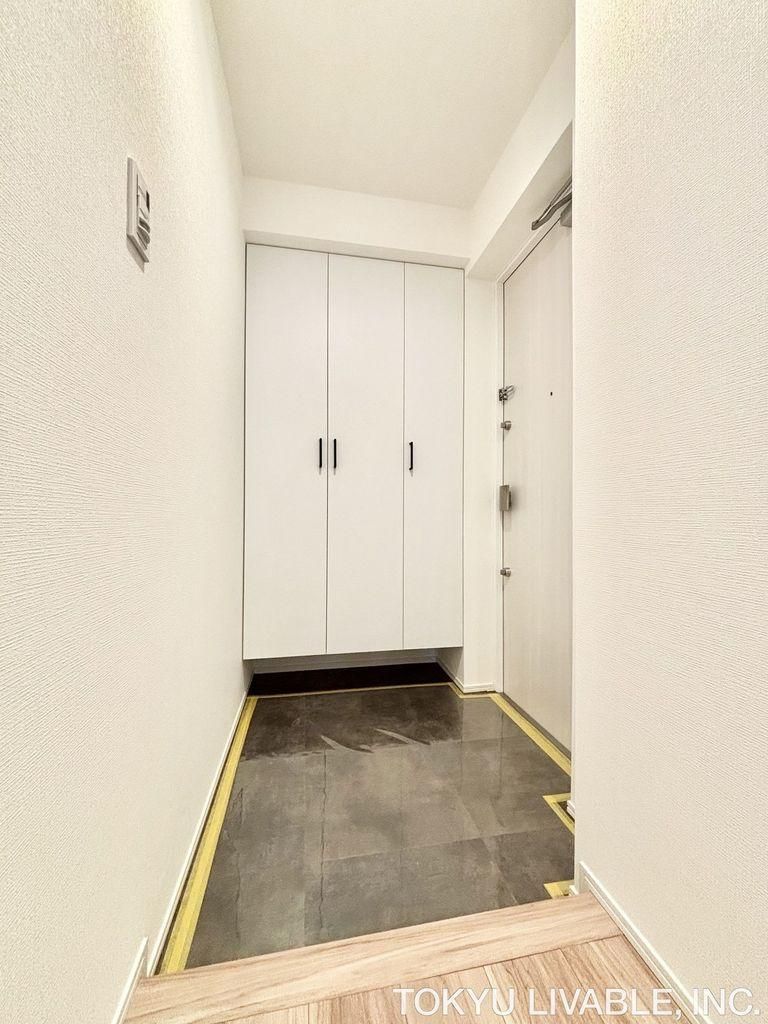 Island Breeze 3LDK Apartment for Sale in Kawasaki, Kanagawa - Thumbnail 2