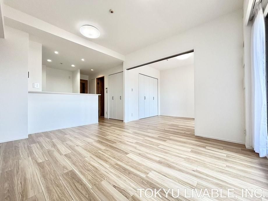 Island Breeze 3LDK Apartment for Sale in Kawasaki, Kanagawa - Thumbnail 4