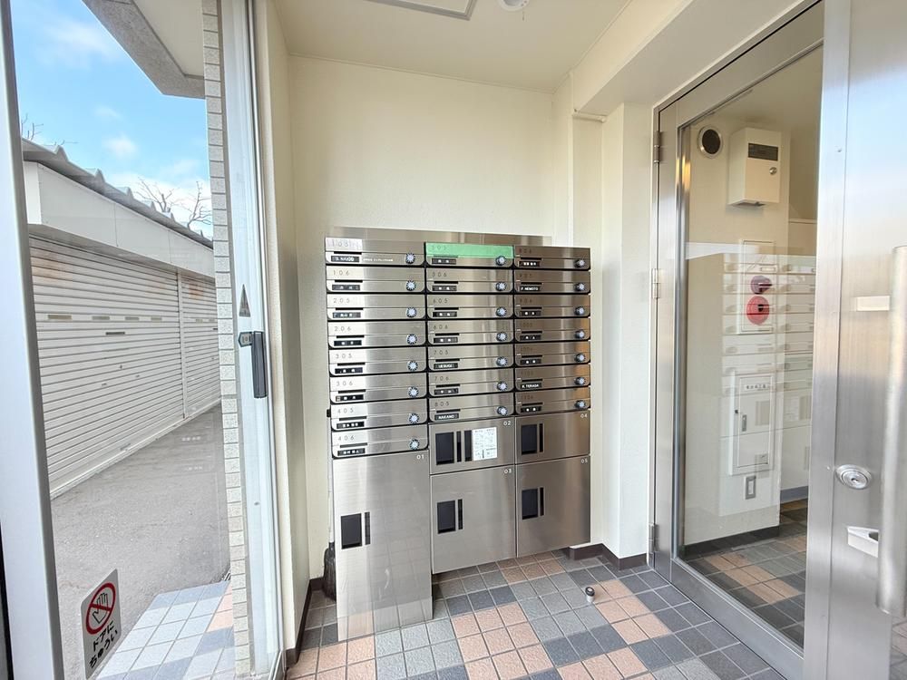 Renovated 3LDK Apartment in Atsubetsu-ku, Sapporo, 82.81m2 - Thumbnail 2