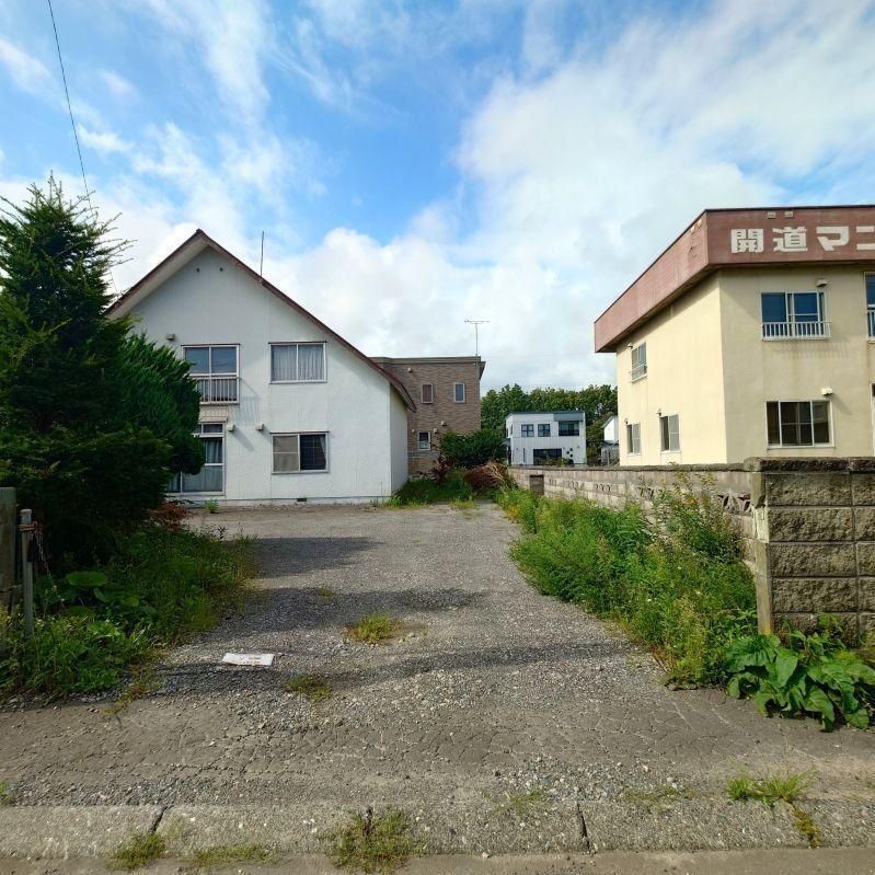 6LDK+S Detached House for Sale in Shirakaba-cho, Tomakomai, Hokkaido - Thumbnail 3