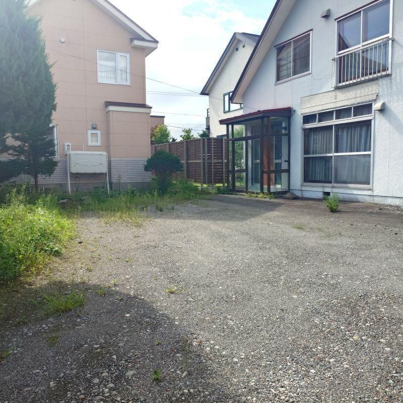 6LDK+S Detached House for Sale in Shirakaba-cho, Tomakomai, Hokkaido - Thumbnail 4