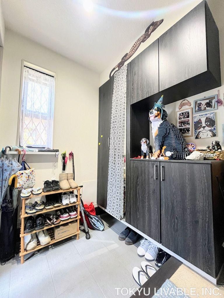 4LDK Renovated House for Sale in Kodaira, Tokyo - Thumbnail 3