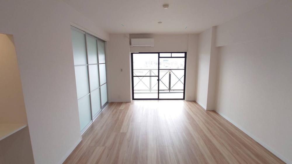 Renovated 3LDK Apartment in Fukuoka Nishi Ward - Thumbnail 3